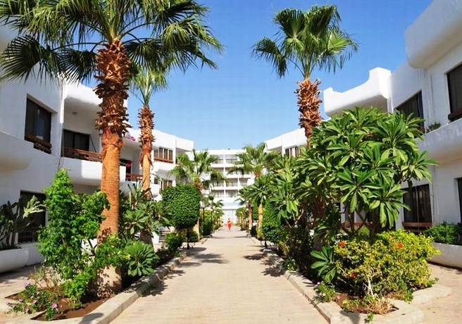 Imagen general del Hotel Marlin Inn Azur Resort. Foto 9