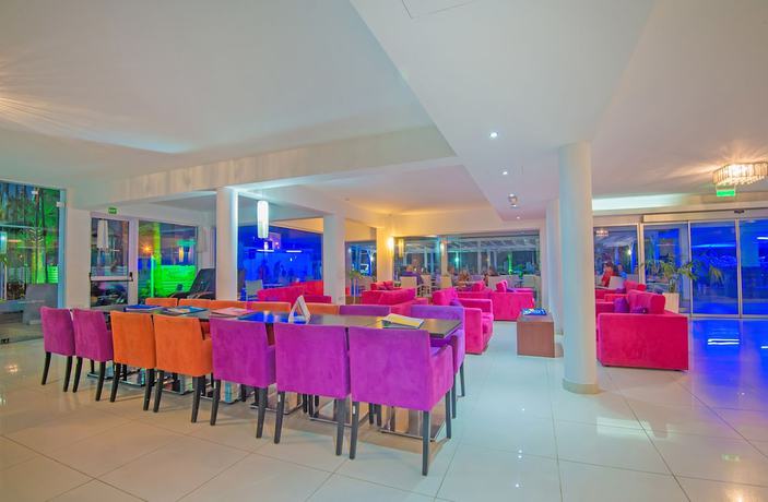 Imagen de los interiores del Hotel Marlita Beach Apartments. Foto 20