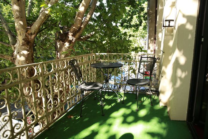 Imagen de la habitación del Hotel Marlyn, Tbilisi. Foto 14