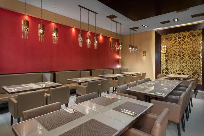 Imagen del bar/restaurante del Hotel Marmara Budapest. Foto 8