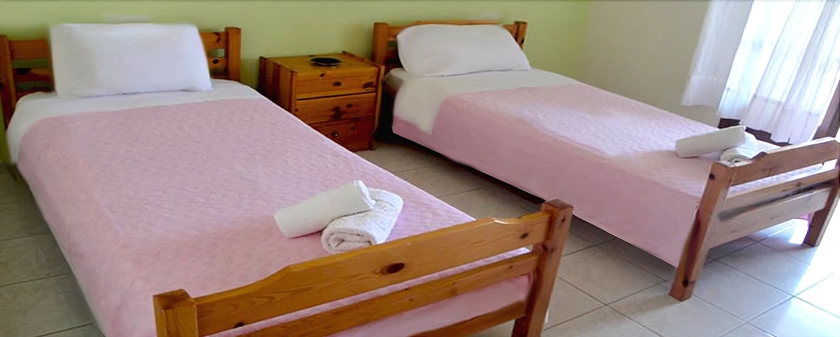 Imagen de la habitación del Hotel Marmaras Blue Sea. Foto 7