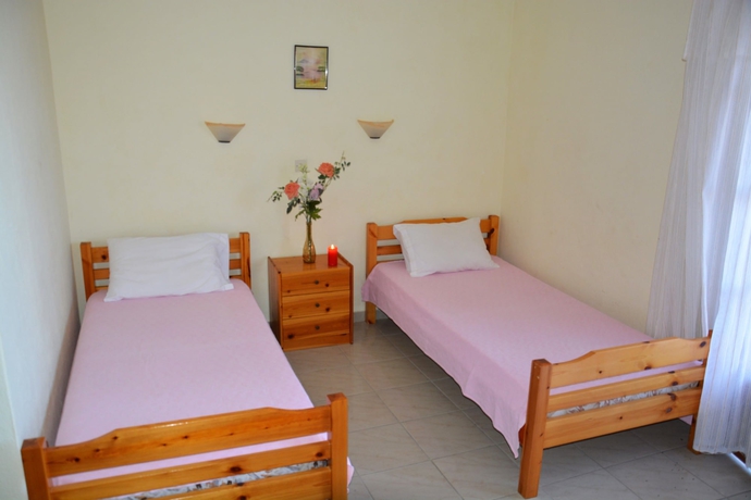 Imagen de la habitación del Hotel Marmaras Blue Sea. Foto 10