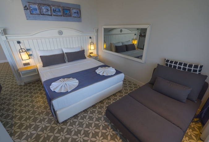 Imagen de la habitación del Hotel Marmaris Beach. Foto 15