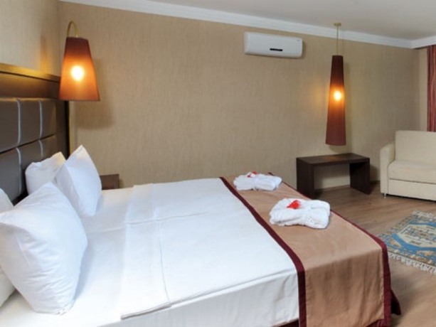 Imagen general del Hotel Marmaris Resort Deluxe. Foto 4