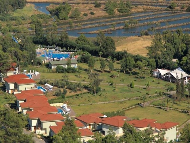 Imagen general del Hotel Marmaris Resort Deluxe. Foto 10