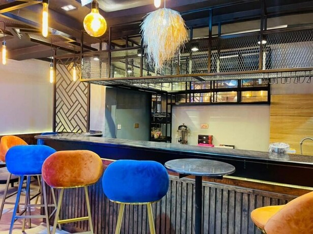 Imagen general del Hotel Marmariss and Suites. Foto 9