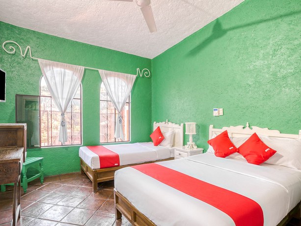 Imagen de la habitación del Hotel Marmil. Foto 6