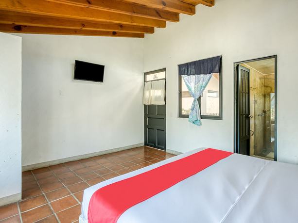 Imagen de la habitación del Hotel Marmil. Foto 7