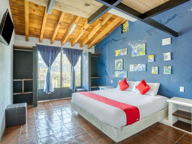 Imagen de la habitación del Hotel Marmil. Foto 8