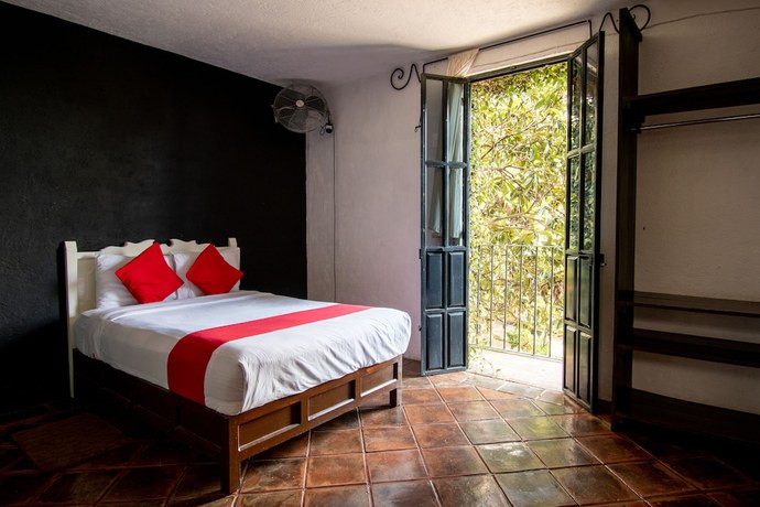 Imagen de la habitación del Hotel Marmil. Foto 14