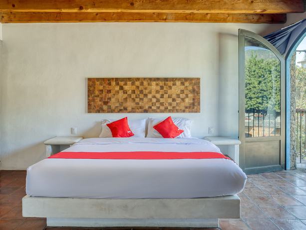 Imagen de la habitación del Hotel Marmil. Foto 15