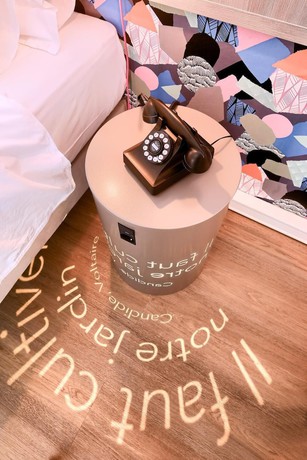 Imagen de la habitación del Hotel Marmont. Foto 10