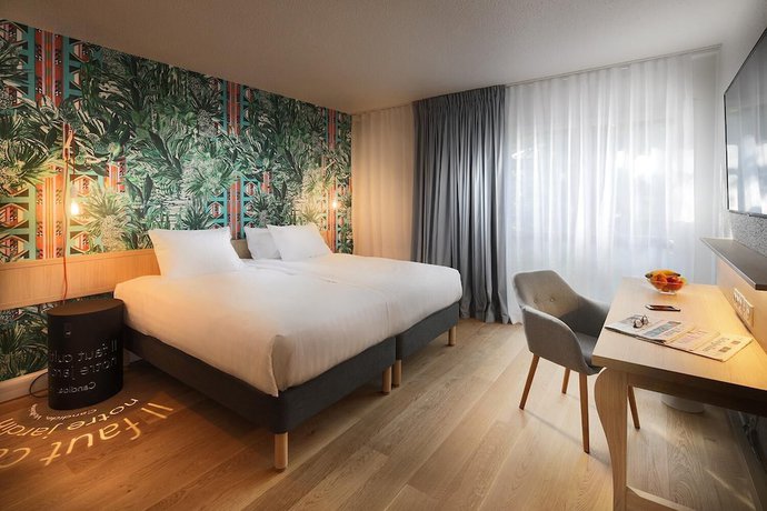 Imagen de la habitación del Hotel Marmont. Foto 16