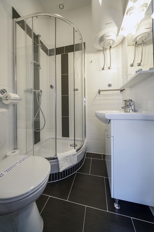 Imagen de la habitación del Hotel Marmontova Luxury Rooms. Foto 7