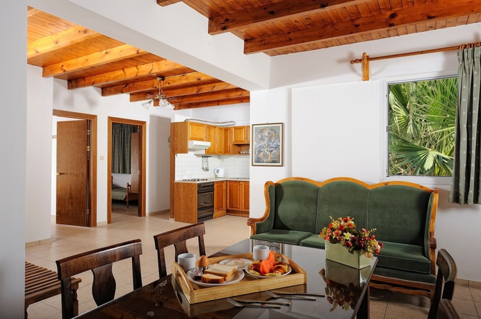 Imagen de la habitación del Hotel Marni Village. Foto 17