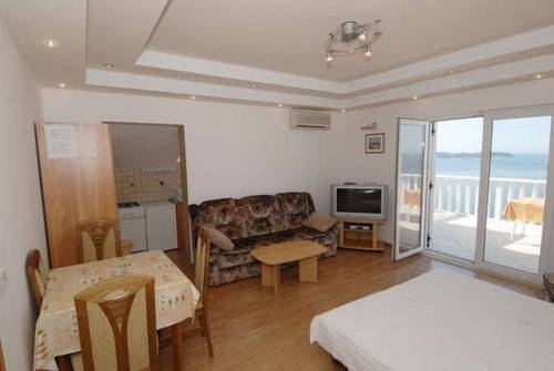 Imagen general del Hotel Marnic Apartments. Foto 5