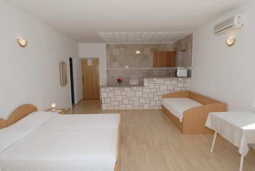Imagen general del Hotel Marnic Apartments. Foto 14