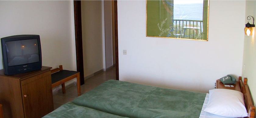 Imagen de la habitación del Hotel Maro. Foto 2