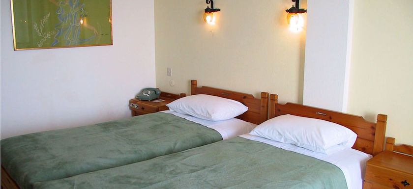 Imagen de la habitación del Hotel Maro. Foto 9