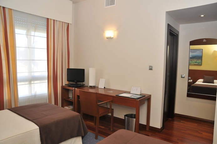 Imagen de la habitación del Hotel Maroa. Foto 8