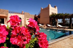 Imagen de la piscina del Hotel Maroc Loisirs. Foto 12