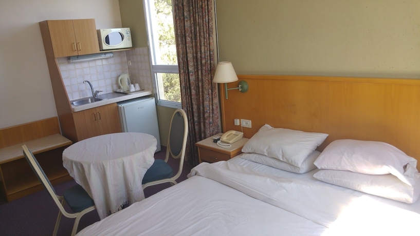 Imagen de la habitación del Hotel Marom. Foto 3