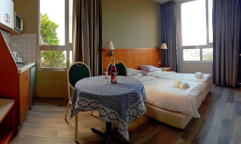 Imagen de la habitación del Hotel Marom. Foto 5