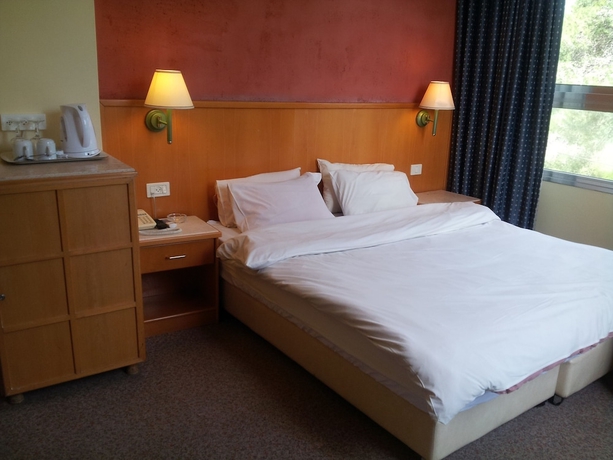 Imagen de la habitación del Hotel Marom. Foto 8