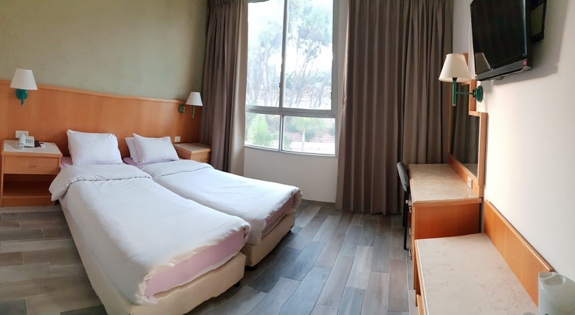 Imagen de la habitación del Hotel Marom. Foto 16