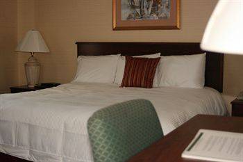 Imagen de la habitación del Hotel Maron & Suites. Foto 7