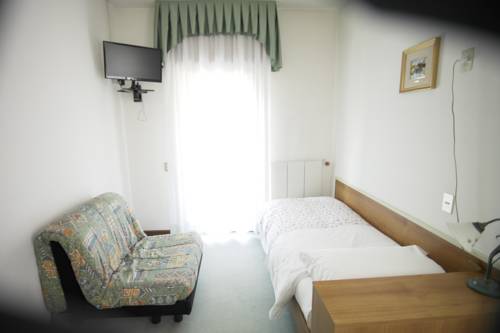 Imagen de la habitación del Hotel Maroni. Foto 10