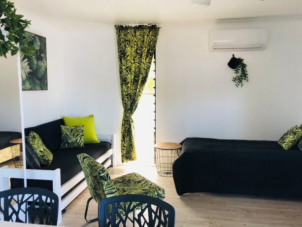 Imagen de la habitación del Hotel Maroochy River Bungalows. Foto 20