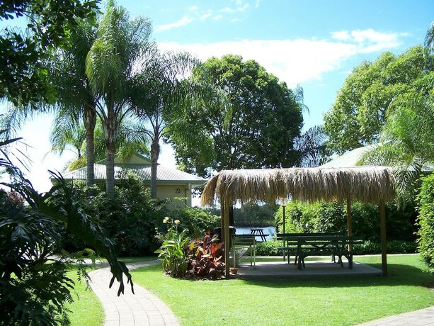 Imagen de los exteriores del Hotel Maroochy River Bungalows. Foto 30
