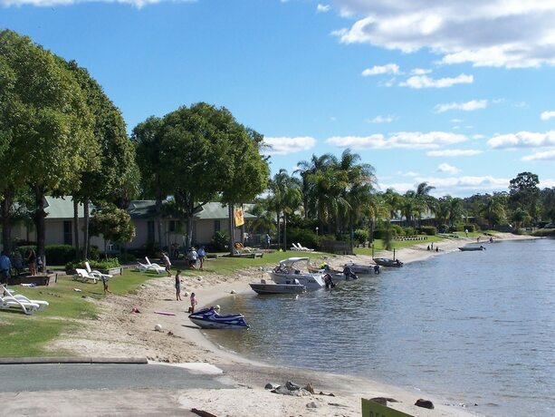 Imagen de los exteriores del Hotel Maroochy River Bungalows. Foto 31