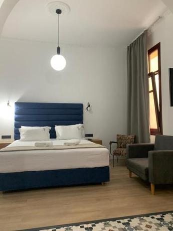 Imagen general del Hotel Maroon Bottle Boutique Suites. Foto 8