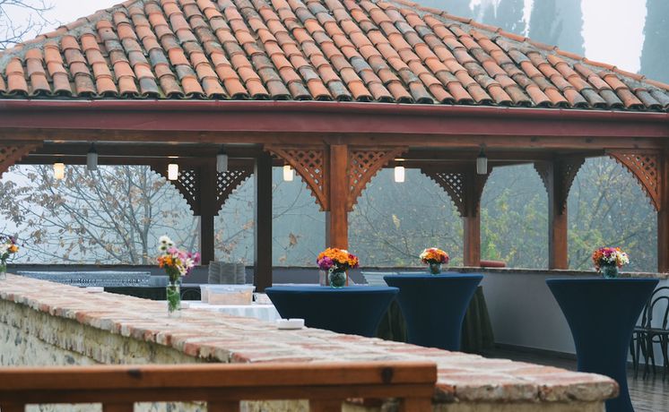 Imagen de los interiores del Hotel Marosheni. Foto 13