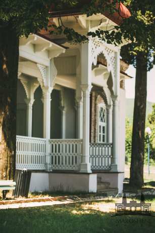 Imagen de los interiores del Hotel Marosheni. Foto 14