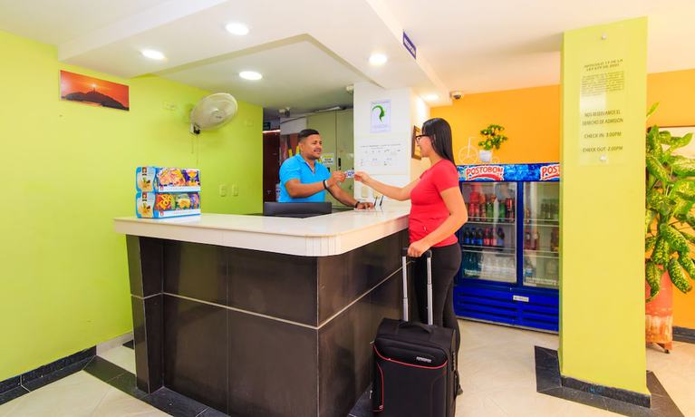 Imagen de los interiores del Hotel Marovi. Foto 19