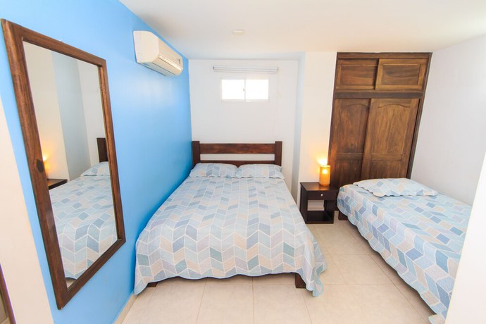Imagen de la habitación del Hotel Marovi. Foto 17