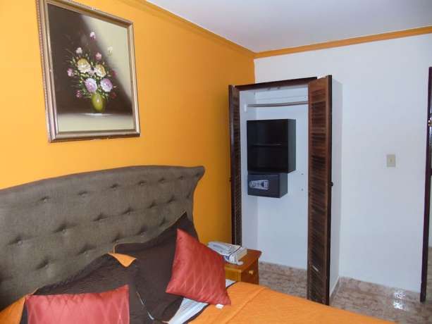 Imagen de la habitación del Hotel Marparaiso. Foto 7