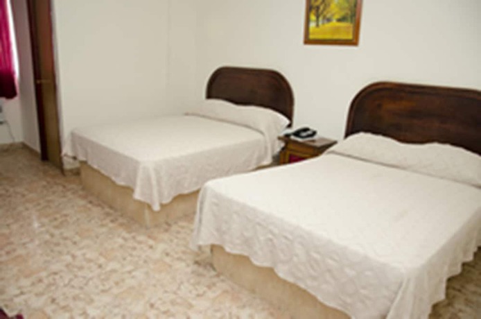 Imagen de la habitación del Hotel Marparaiso. Foto 8
