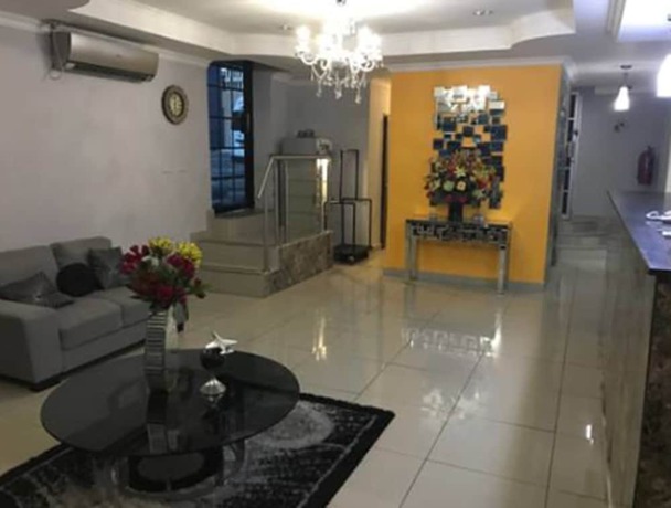 Imagen de los interiores del Hotel Marparaiso. Foto 19