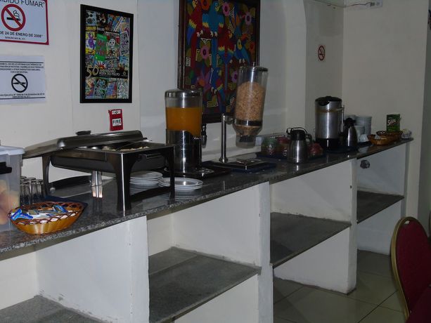 Imagen del bar/restaurante del Hotel Marparaiso. Foto 5