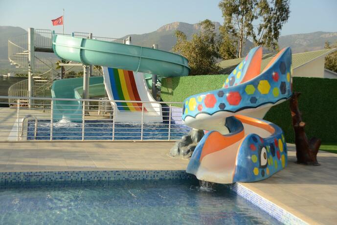 Imagen general del Hotel Marpessa Blue Beach Resort & SPA. Foto 34