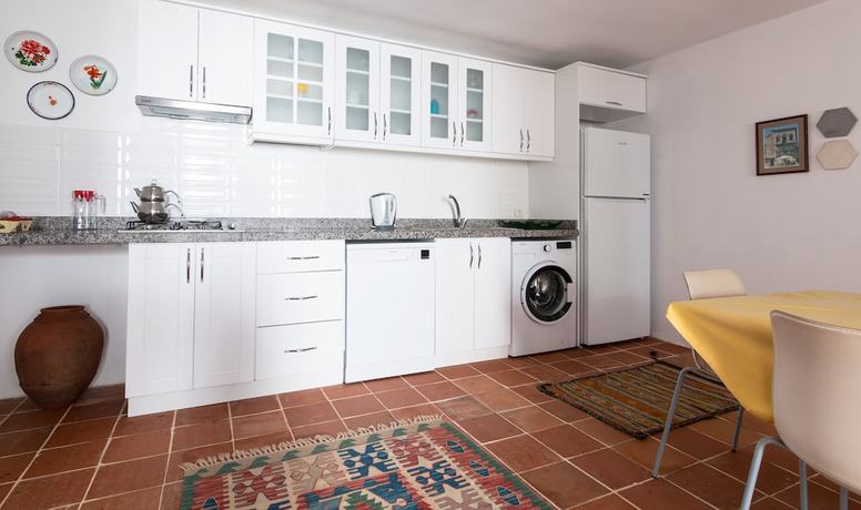 Imagen de la habitación del Hotel Marphe Suite and Villas. Foto 19