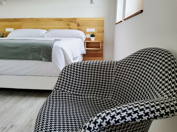 Imagen de la habitación del Hotel Marqués de Aguilar, Aguilar De Campoo. Foto 13