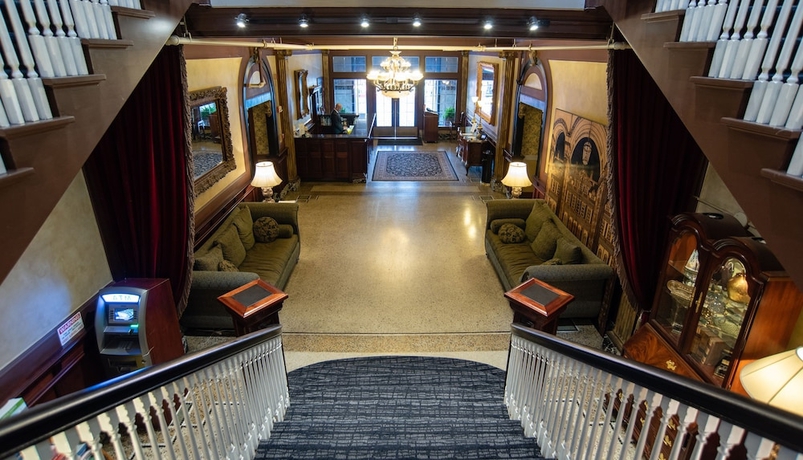 Imagen de los interiores del Hotel Marqueen. Foto 17