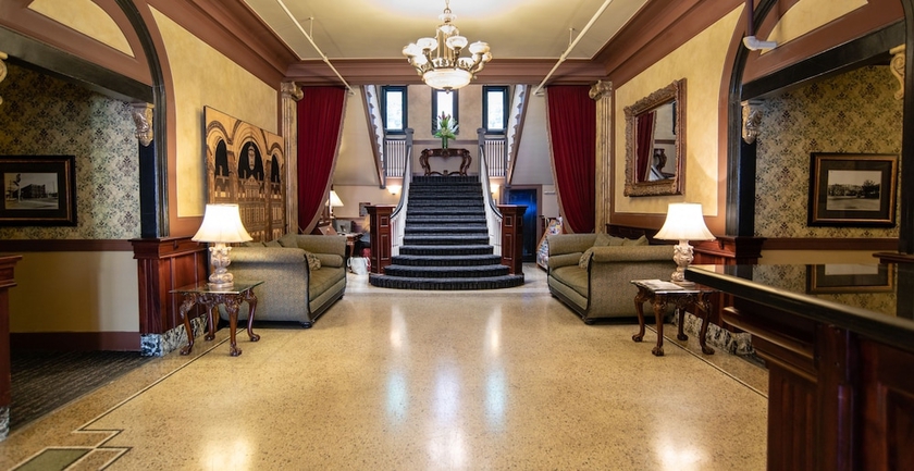 Imagen de los interiores del Hotel Marqueen. Foto 18