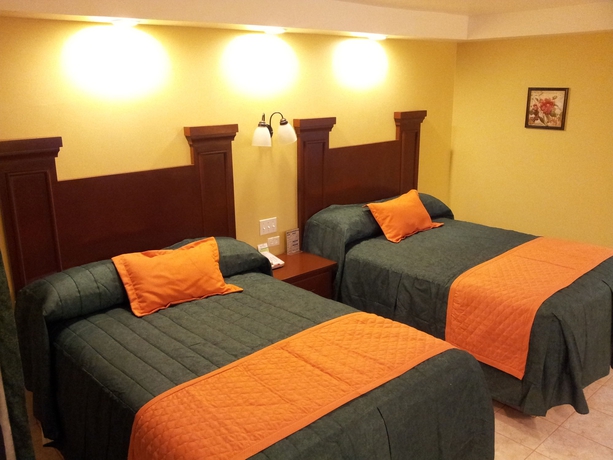 Imagen de la habitación del Hotel Marques De Cima. Foto 4