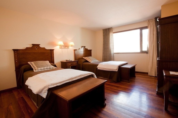 Imagen de la habitación del Hotel Marques De Tojo. Foto 3